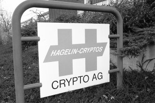 Tout a commencé ici, au siège du fabricant d'appareils de cryptage Crypto SA, à Steinhausen (ZG). L'image a été prise en 1993. (archives)